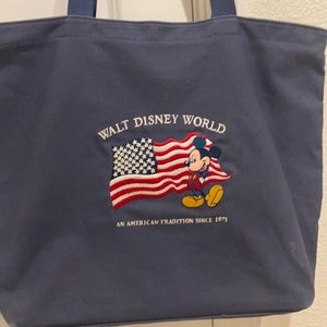 Cute travel tote carry bag. “Walt Disney World”
